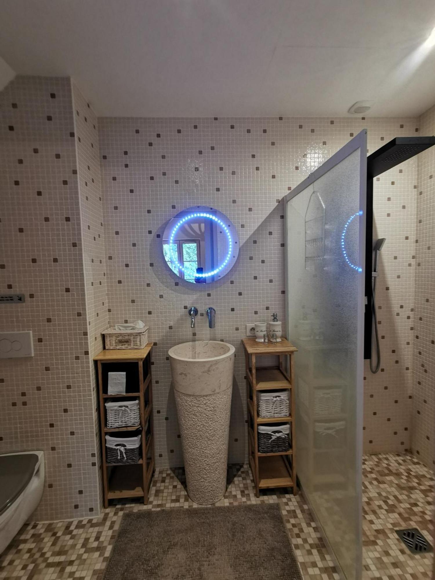 Bed and Breakfast Le Petit Moulin Faverelles Номер фото