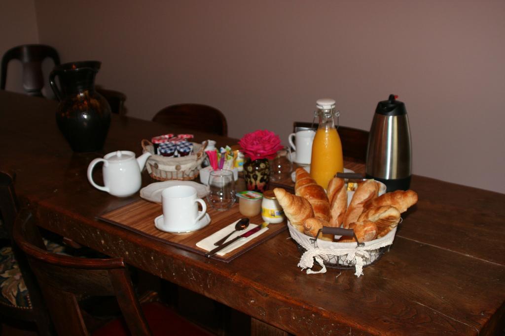 Bed and Breakfast Le Petit Moulin Faverelles Екстер'єр фото
